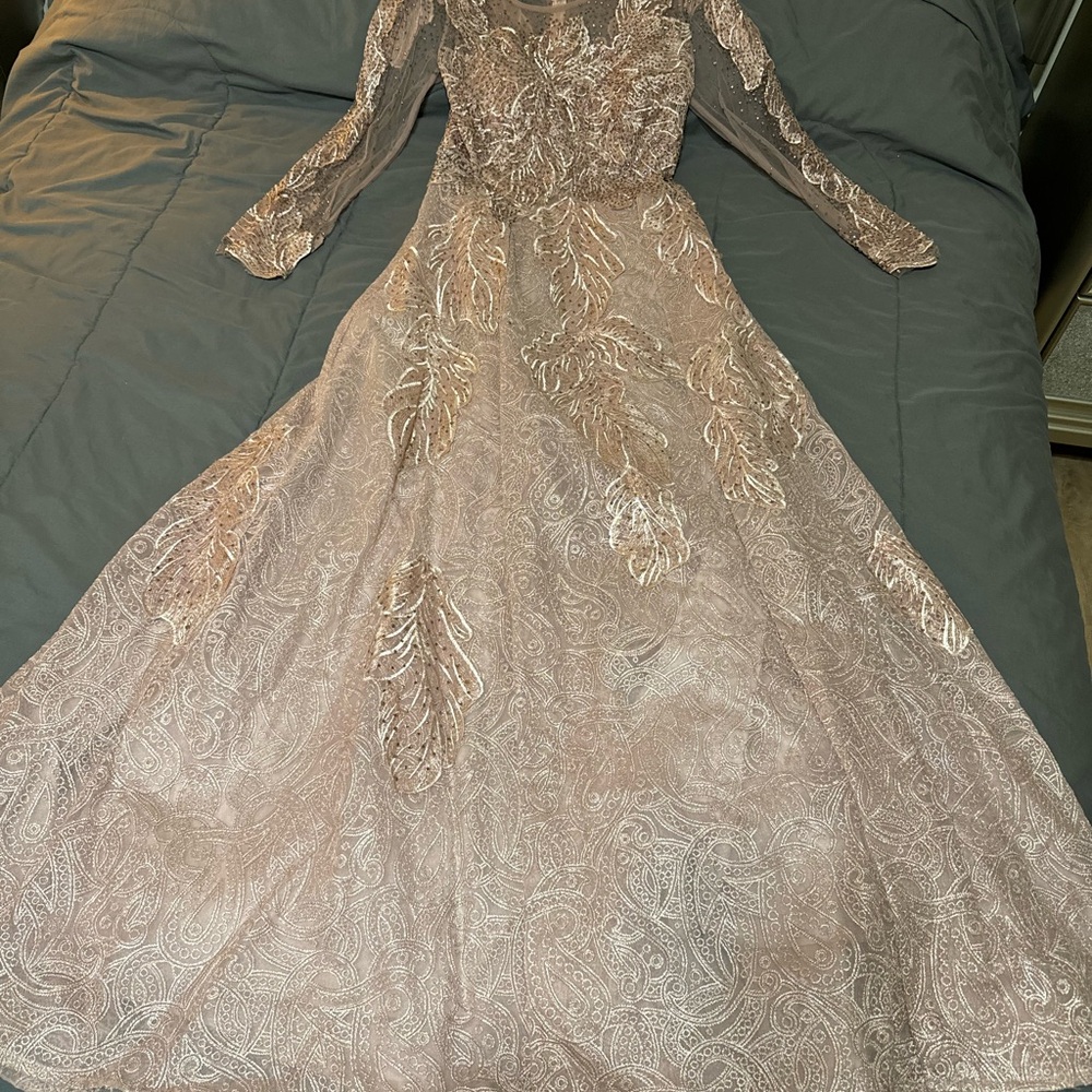 Beautiful dress - Mauve color